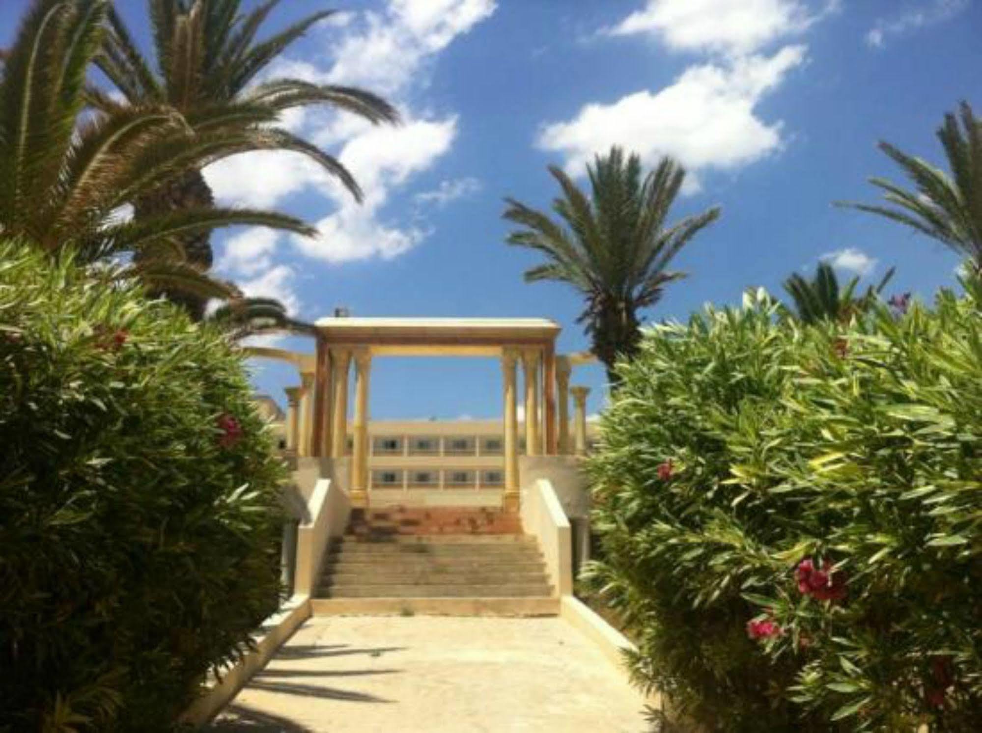 Hotel Les Colombes Hammamet Exterior photo