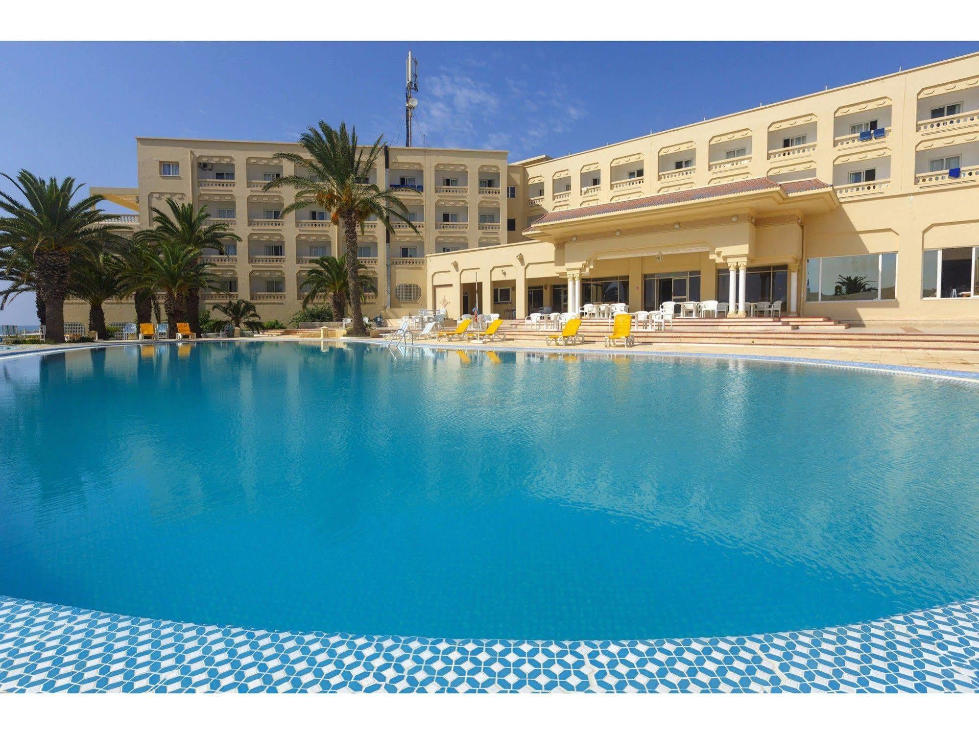 Hotel Les Colombes Hammamet Exterior photo